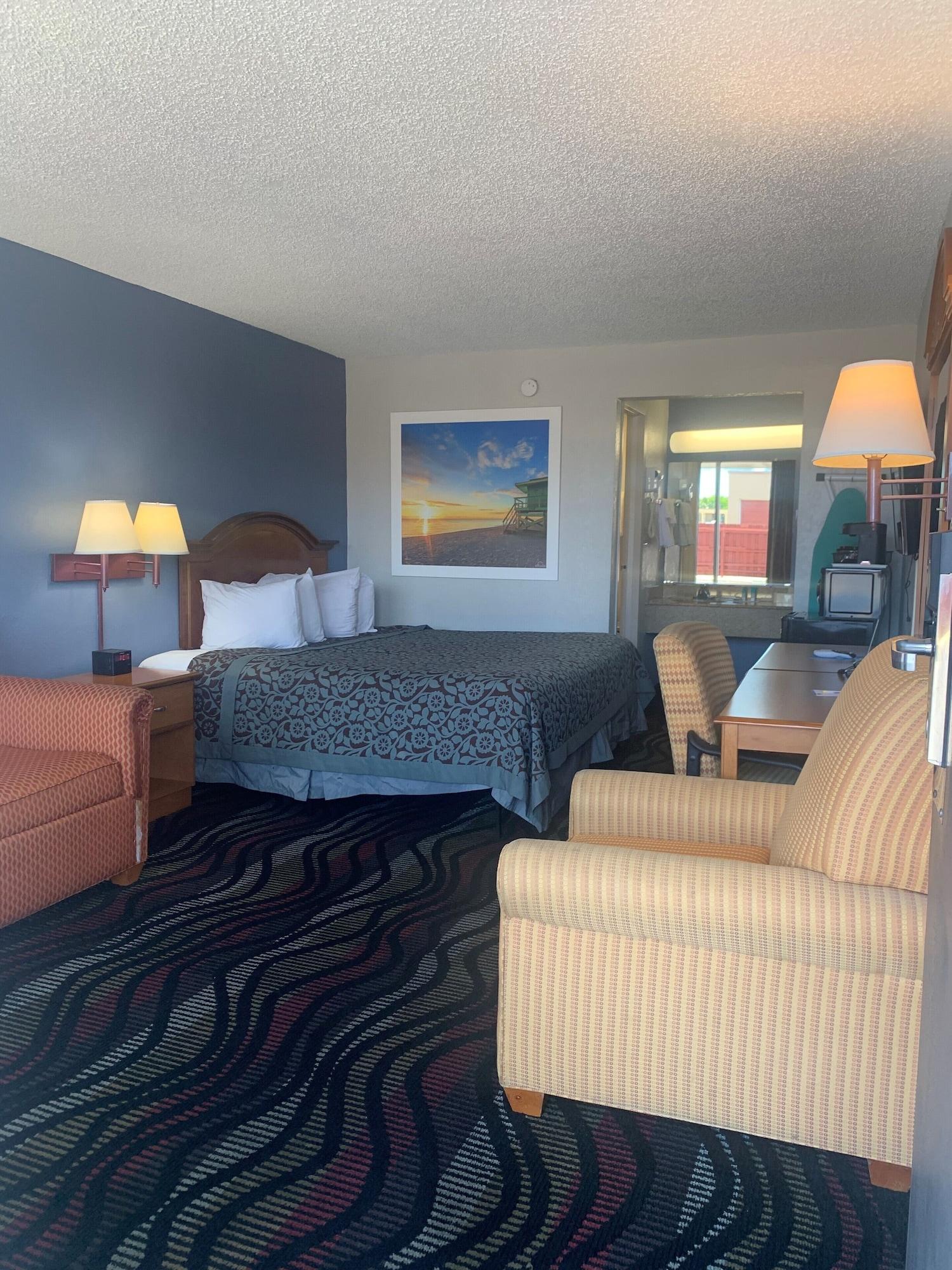 Days Inn By Wyndham Форт Майерс Екстериор снимка