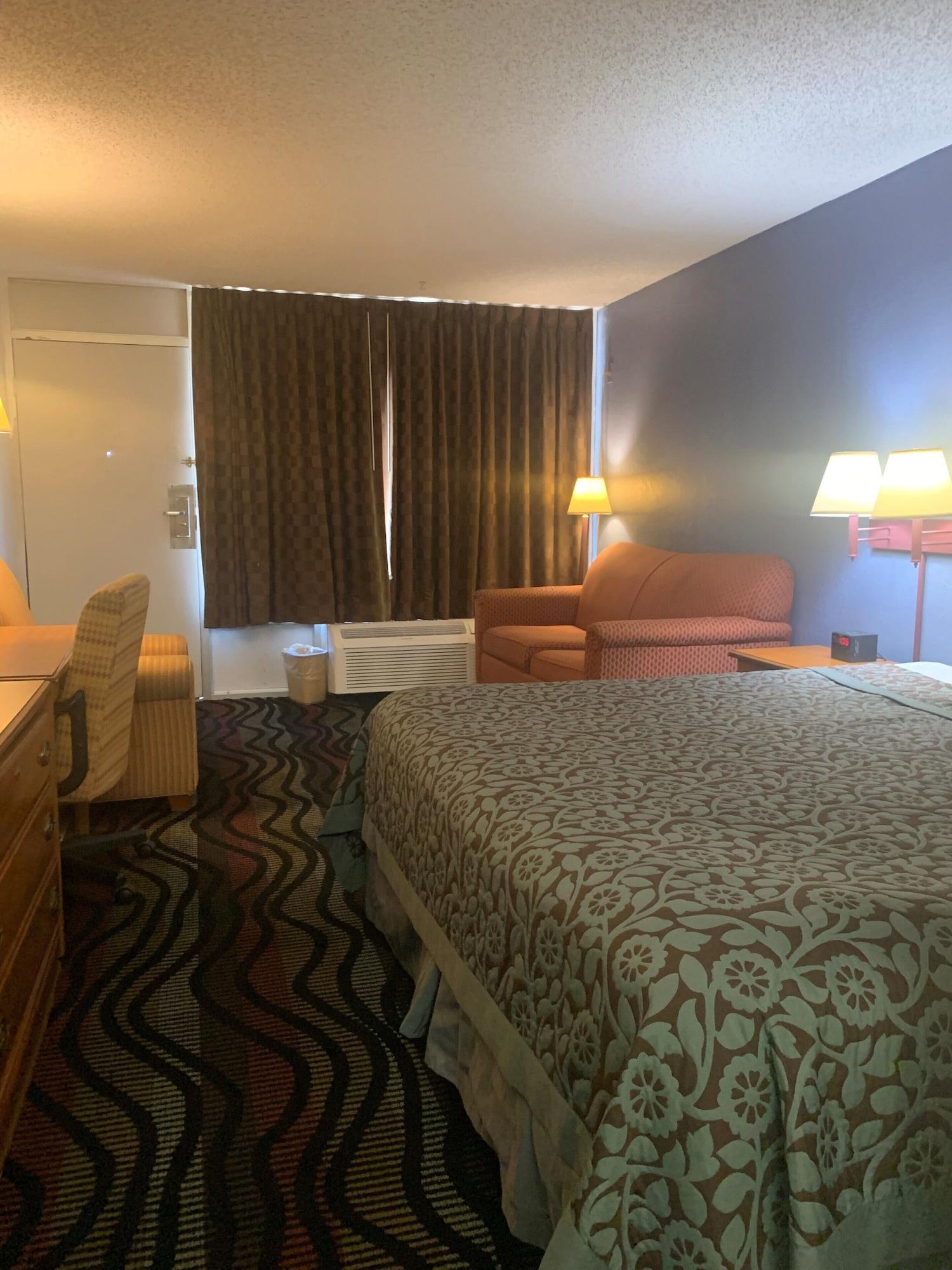 Days Inn By Wyndham Форт Майерс Екстериор снимка